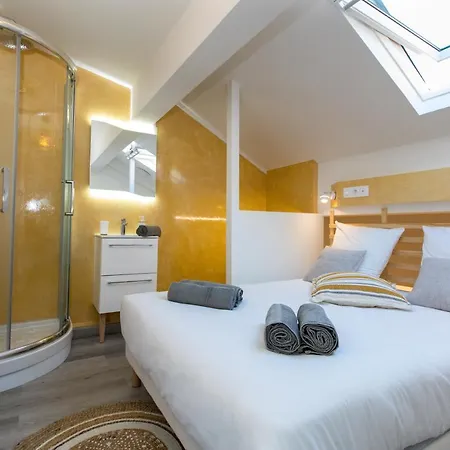 Duplex : Plage 300M, Clim, Netflix Cannes Buitenkant foto