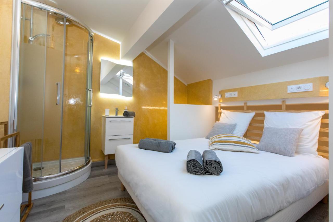 Duplex : 300m, Clim, Netflix Apartamento