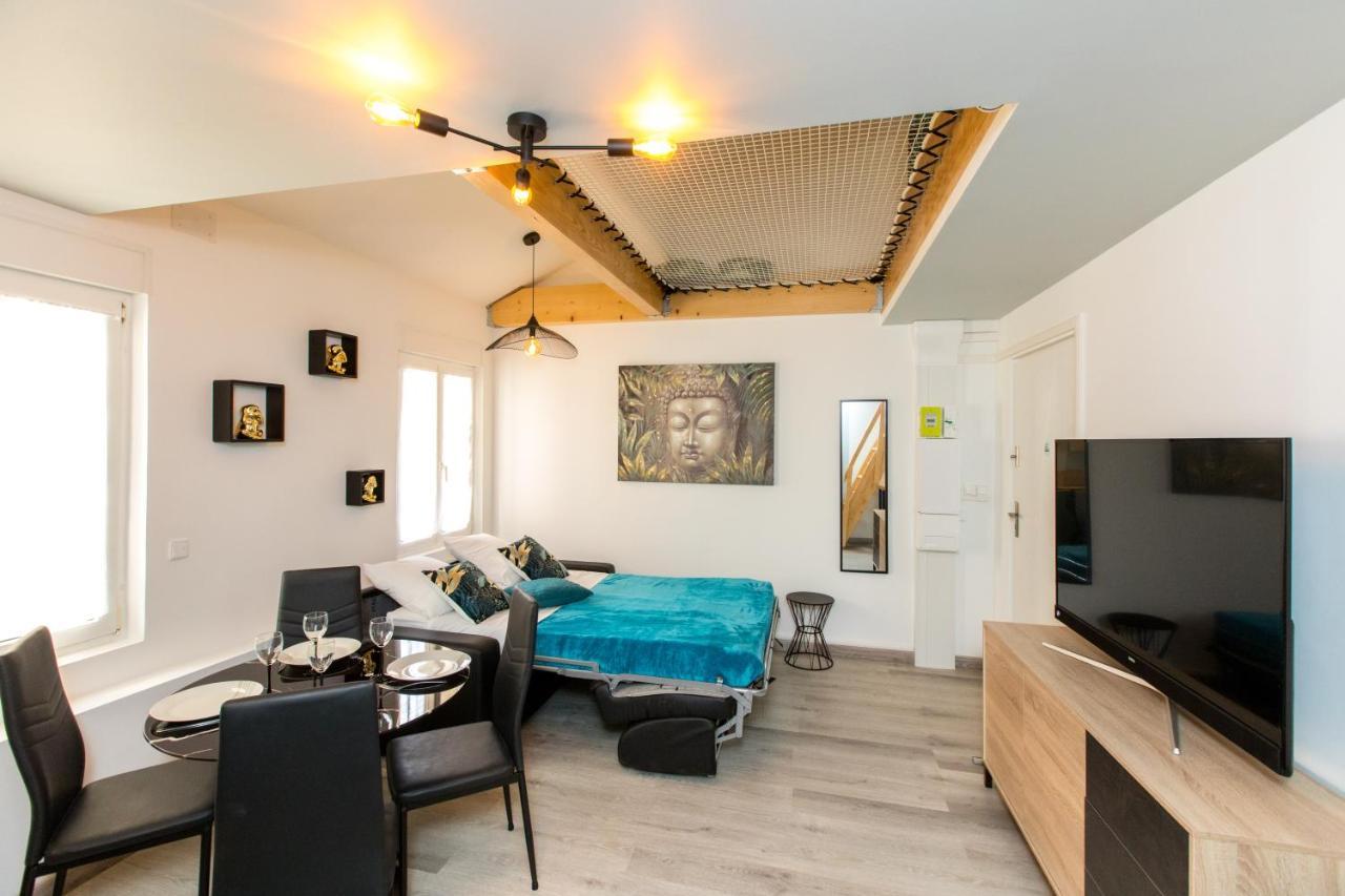 Duplex : 300m, Clim, Netflix Apartamento